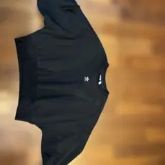 adidas ブラック クルーネックスウェット