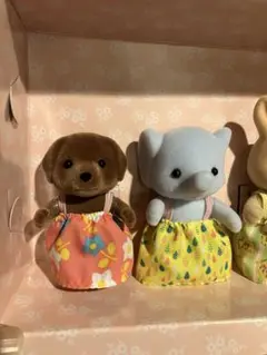 シルバニアファミリー　ゾウの女の子　チョコレートラブラドールの女の子　新品未使用