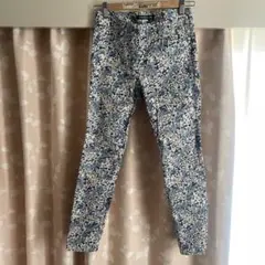 花柄パンツのサムネイル