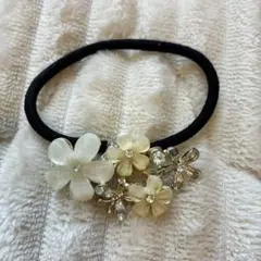 【まとめ売り】リボンバナナクリップとお花モチーフヘアゴムセット