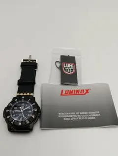 Luminox F-117 Nighthawk 腕時計中古稼働電池交換済のサムネイル