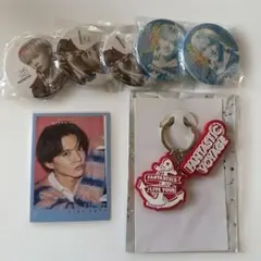 佐藤大樹 フォトカード シークレット ラウワン 缶バッジ ラバーキーホルダー
