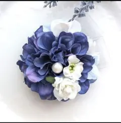 ふく様専用☆メルカリ便込み　ブルーパープルダリアと白のバラのコサージュ