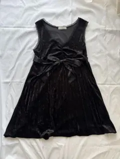 ブラック　ベルベット　パーティードレス　ワンピース