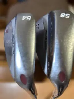 Item thumbnail for item b8d97826-2c3b-463a-8da7-18fa7e805689