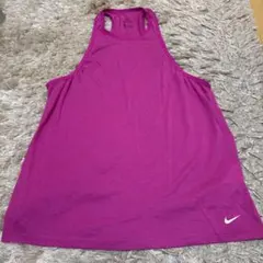 Nike Dri-FIT ピンクタンクトップ