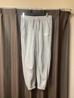 ジョガーパンツ