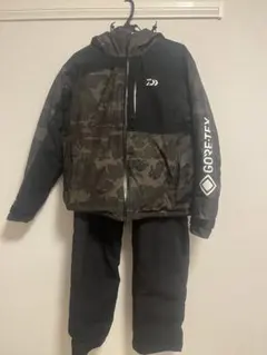 Daiwa GORE-TEX フィッシングスーツ 上下セット - メルカリ