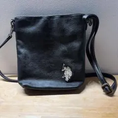 U.S. POLO ASSN. ブラックショルダーバッグ