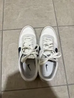 Nike ホワイト/ネイビー スニーカー