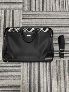 値下げしました。BURBERRYビジネスバッグ 使用数回の美品