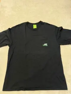 HUF 黒 Tシャツ