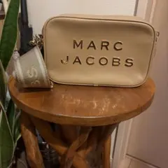 マークジェイコブス　ショルダーバッグ　フラッシュ　レザー　ベージュ
