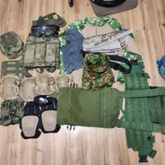 ミリタリー装備一式、保護具付き