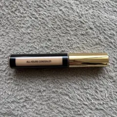 Yves Saint Laurent ALL HOURS　CONCEALERのサムネイル