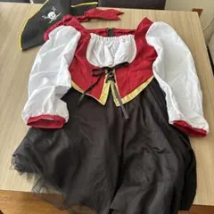 海賊風コスチューム 赤と黒 ふんわり袖　パイレーツハット　サイズS
