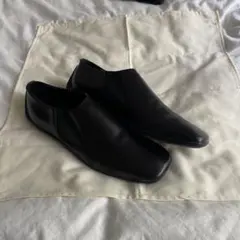 PRADA 黒 ローファー レザー　スクエア