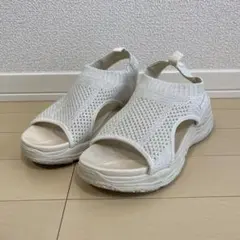 moz　モズ　サンダル　アイボリー　厚底　ニット