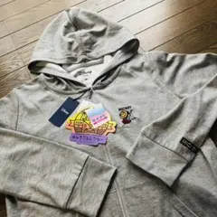 《新品》ミッキーマウス　ジップアップ　パーカー　レディースM