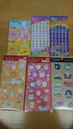 タイルシールクレヨンしんちゃん　たまごっち　サンリオ　ちいかわシール