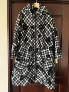 フード付きロングコート 黒白チェック 薔薇