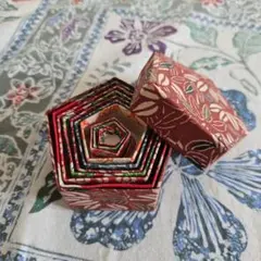 和紙・紙細工】民芸品 五角重ね箱 小箱細工 千代紙 マトリョーシカ