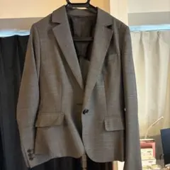 グレー 上下　the suits company