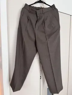 GUツータックバギースラックス　カラーブラウン