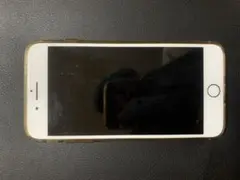 iPhone 8 Plus ゴールド 本体