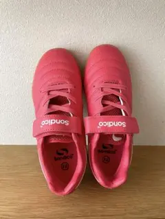大幅値下げ　サッカー フットサル　シューズ 21cm 幅広 キッズ　スニーカーのサムネイル