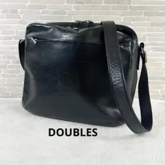 【DOUBLES】イタリアンソフト牛革 黒BOX型ショルダーバッグ 自立斜め掛けのサムネイル