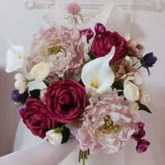 エレガントなブライダルブーケ　クラッチブーケ　アーティシャルフラワーブーケ