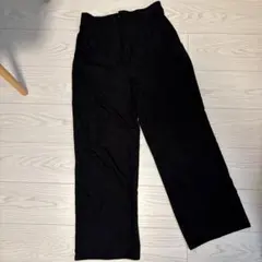 gu ワイドパンツ