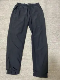 Under Armour 黒パンツ ウエストゴム
