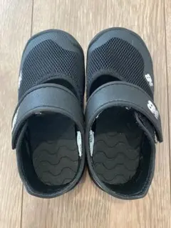 New Balance ベビーサンダル ブラック　14cm