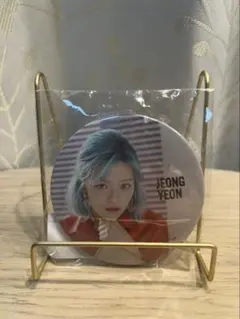 TWICE JEONG YEON 缶バッジ