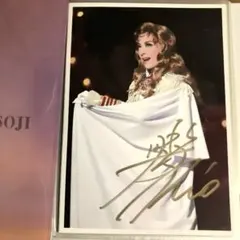 Item thumbnail for item 604eaf4f-6367-43a0-a357-09d91f3e4cf7