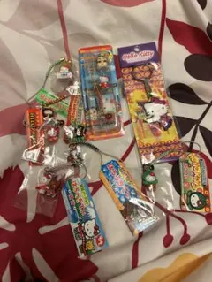 ご当地限定ハローキティ ストラップ8個セット