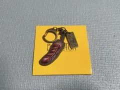 バベルの塔　Babel キーホルダーC 羽　赤　ミセス　ガチャ　ランダム