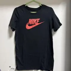 Nike ロゴTシャツ ブラック×レッド155㎝のサムネイル