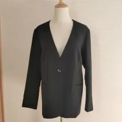 elura ノーカラージャケット