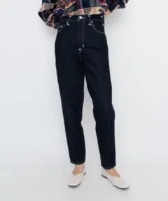 Levi's ハイウエスト ダークブルーデニム