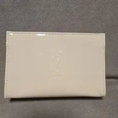 値下げ！YSL ベージュ フラットポーチのサムネイル