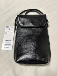 【新品】GU レザータッチネックポーチ ブラック ONE SIZE