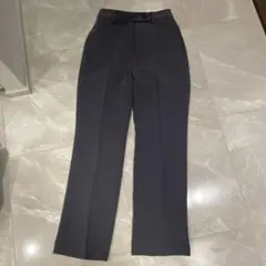 プラステ　グレー パンツ XSサイズ