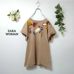 ザラウーマン ボタニカルフラワープリント 半袖Tシャツ モカベージュ Lのサムネイル