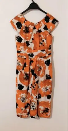 総シルク　ローラ・アシュレイ　フラワープリントワンピース