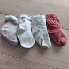 コノコ　バースデイ　靴下　４足セット