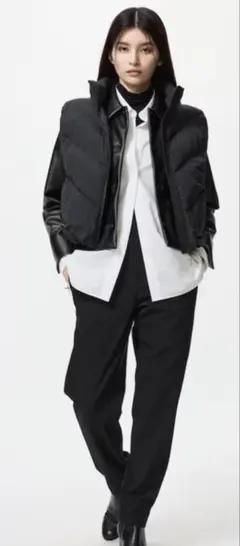 ユニクロ ウォームストレッチパンツ　ブラック