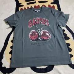 GANNI チェリープリント Tシャツ グレーのサムネイル